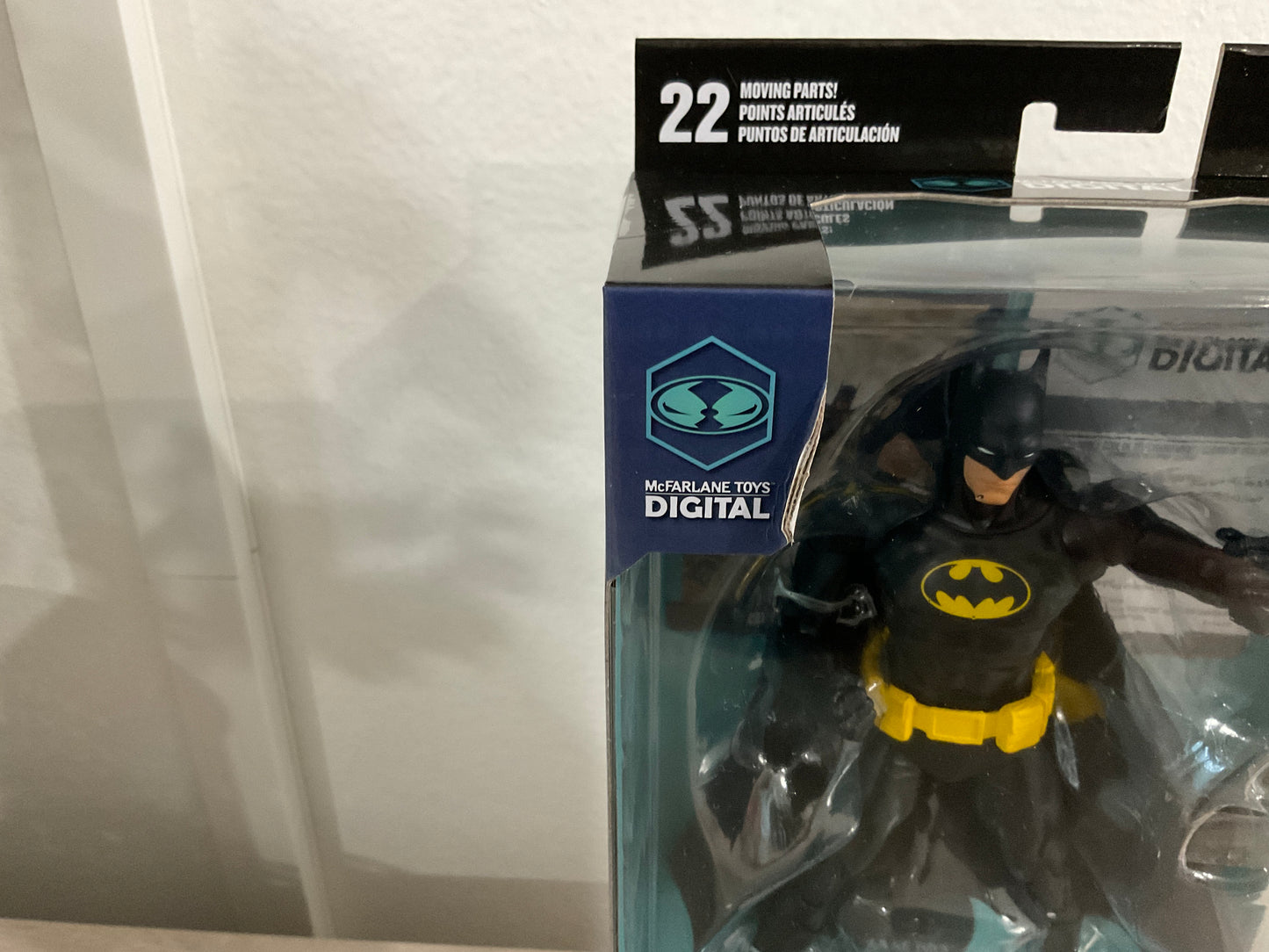 DC Multiverse – Batman (No Man’s Land) 7" Figure with Digital Collectible - Platinum Chase Figure (Substandard)