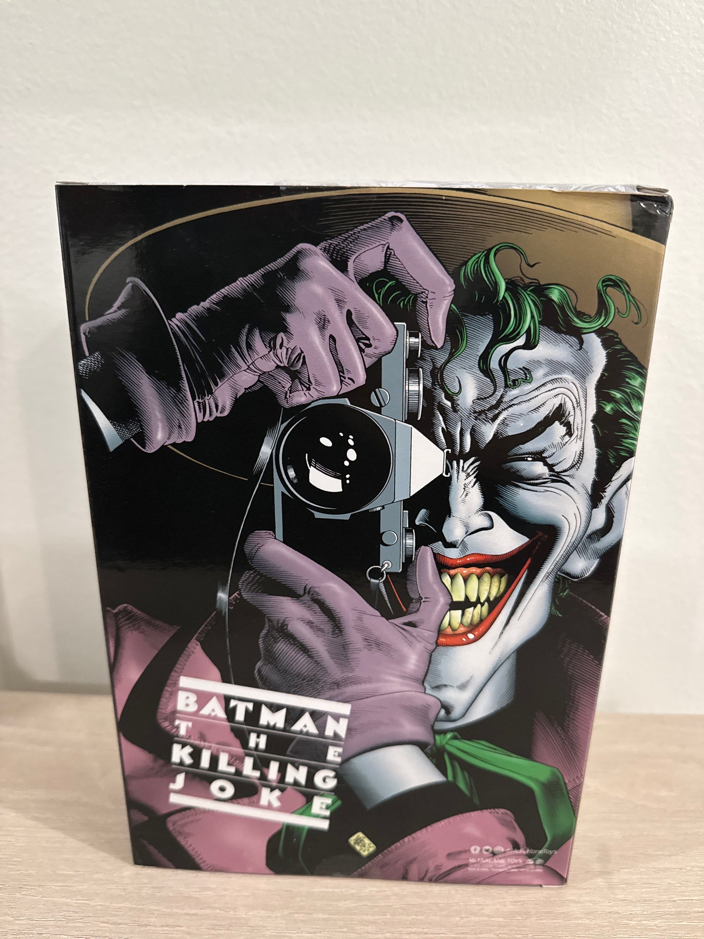 Batman: The Killing Joke - The Joker 7” Action Figure – Gold Label (Substandard)