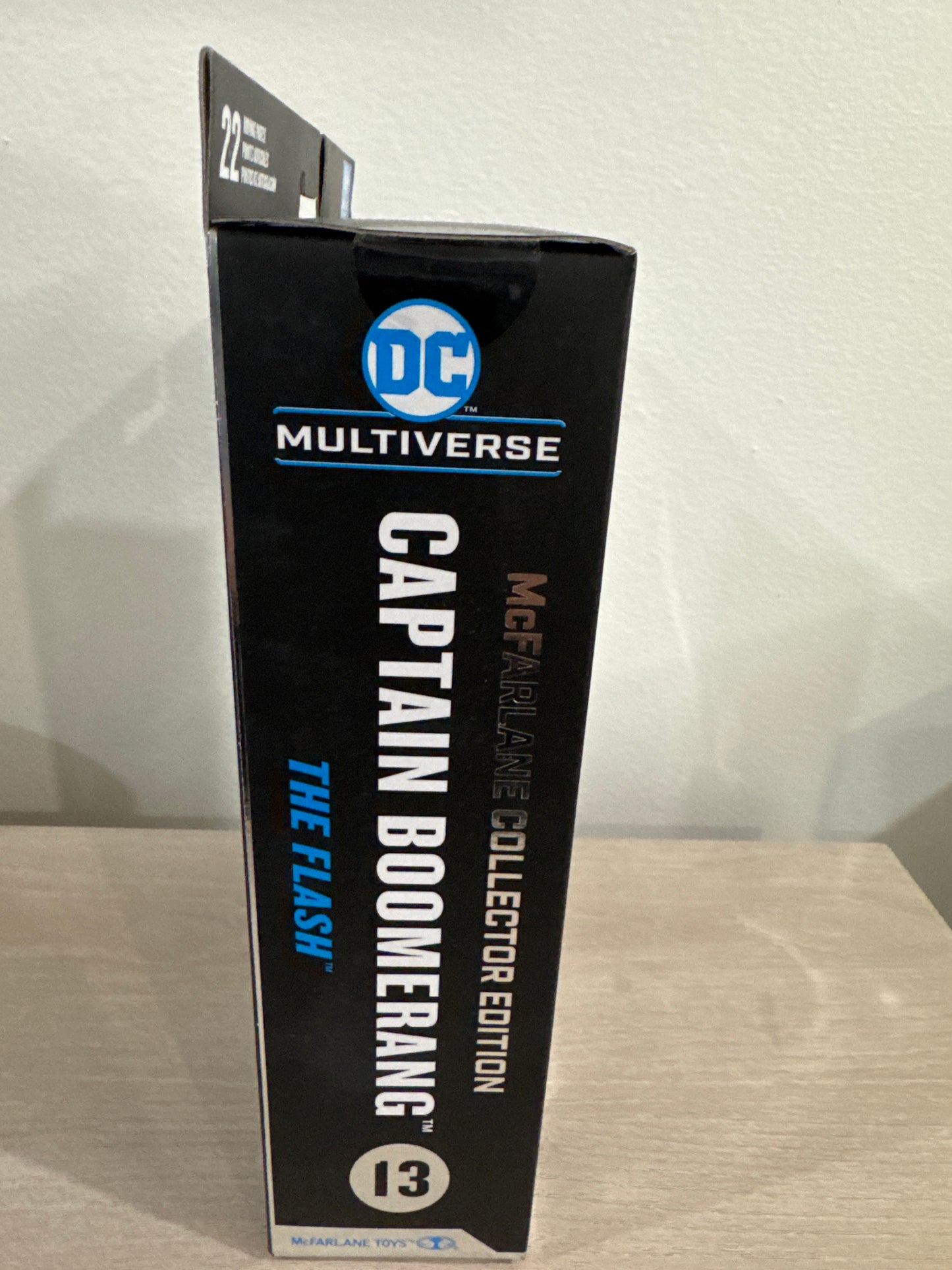 DC Multiverse Captain Boomerang (The Flash) Platinum Edition 7-Inch Action Figure - Chase