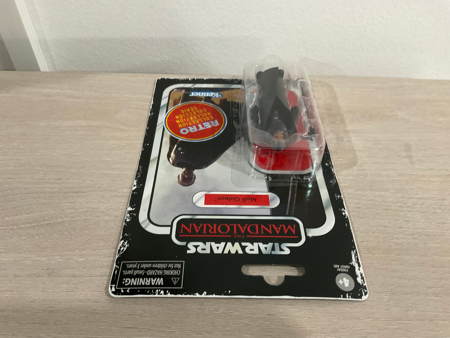 Star Wars The Retro Collection Moff Gideon 3.75-Inch Action Figure