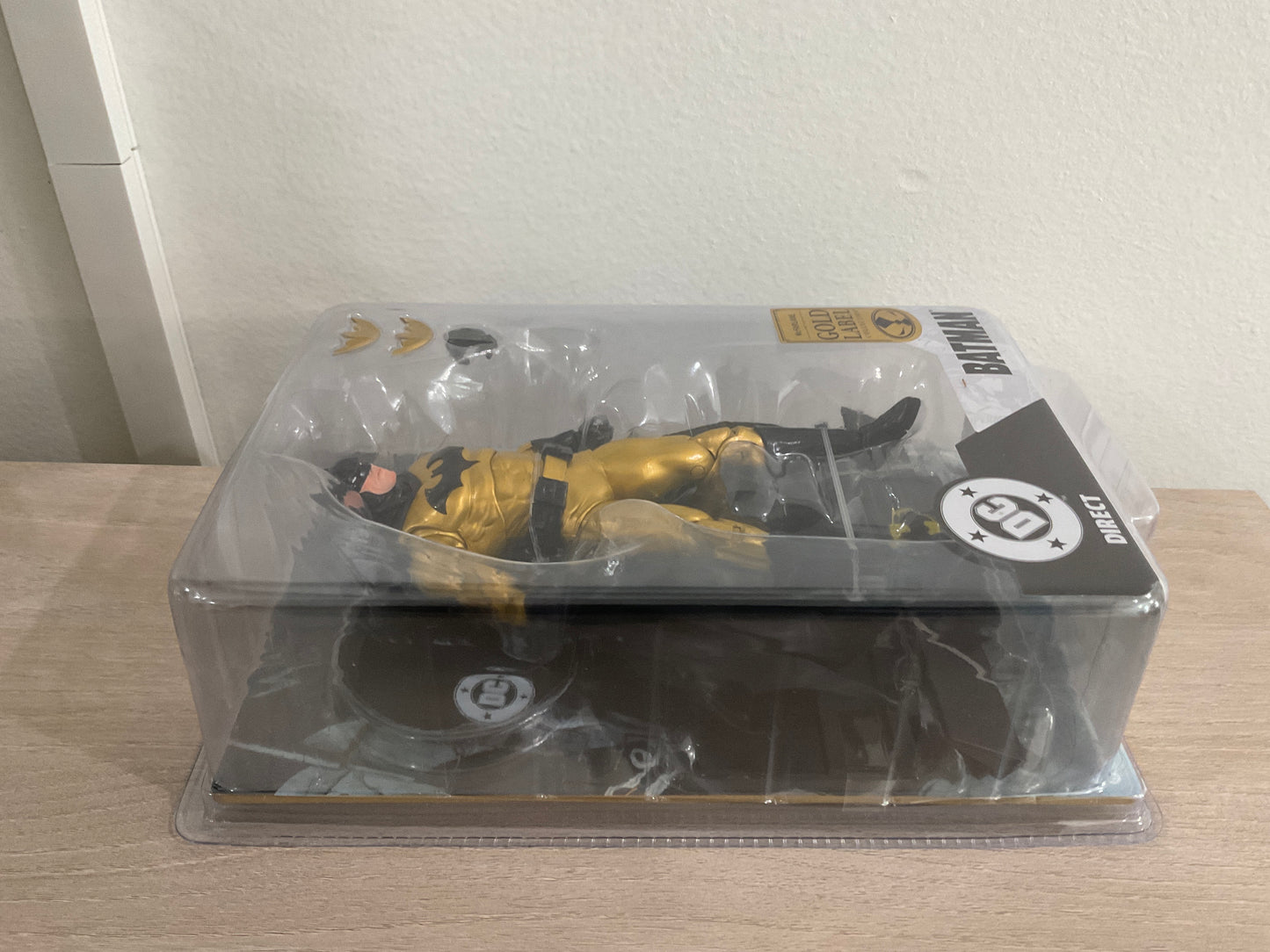 Batman (Hush) Lithograph Gold Label 7" Figure – SDCC 2025 Exclusive