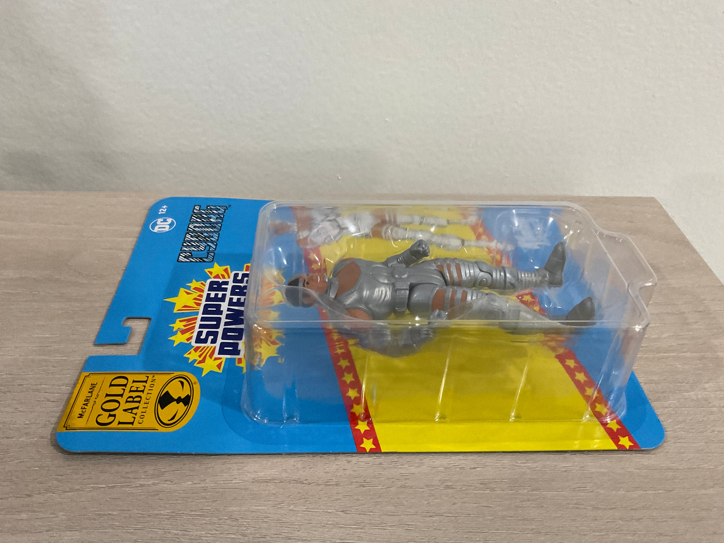 Cyborg 4.5″ Gold Label Figure – DC Super Powers Exclusive