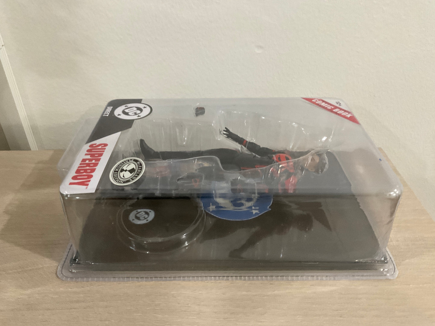 Superman - Superboy (Return of Superman) Page Punchers Platinum Edition 7" Scale Action Figure