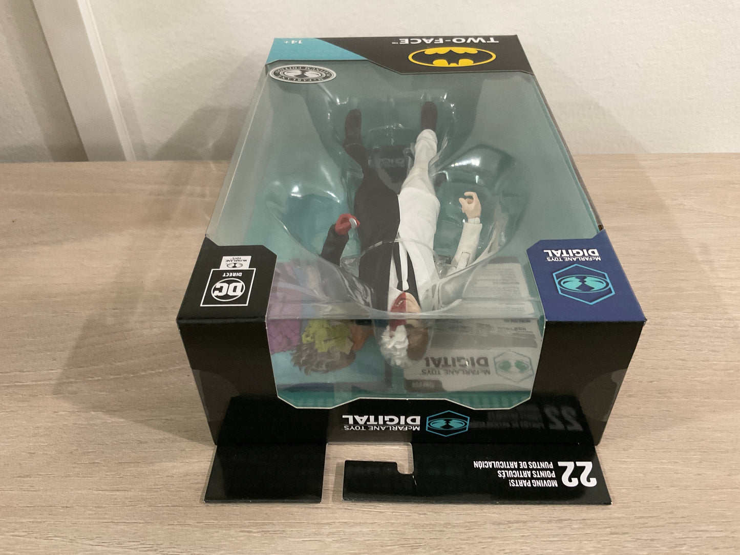 DC Direct Multiverse – Two-Face (Silver Age) McFarlane Platinum Edition 7" Chase Figure
