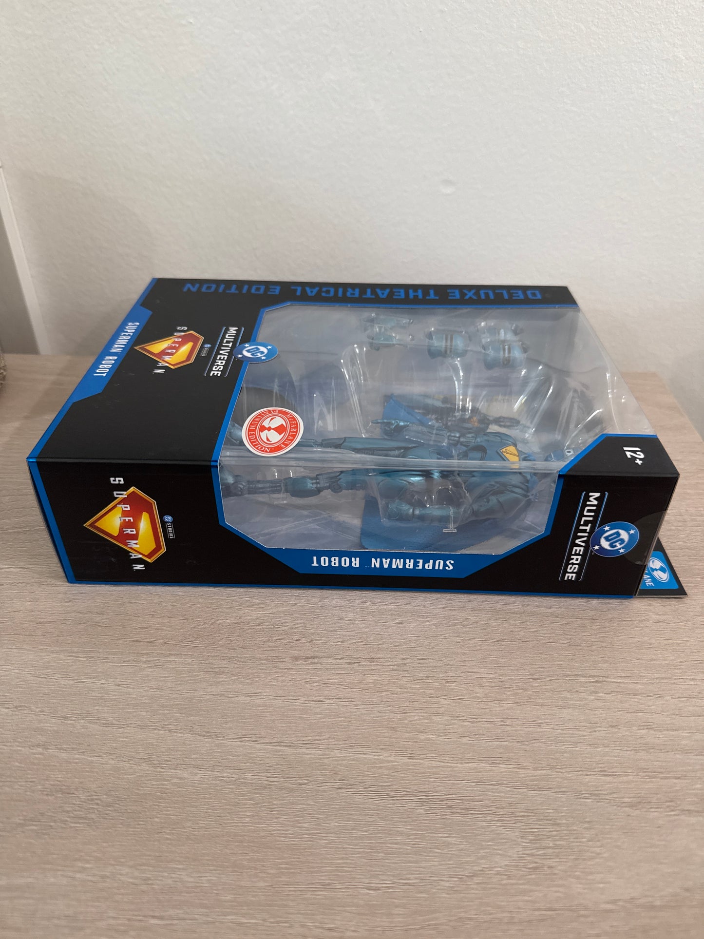 Superman Robot (Superman Movie) Deluxe Theatrical Edition (Red Platinum)