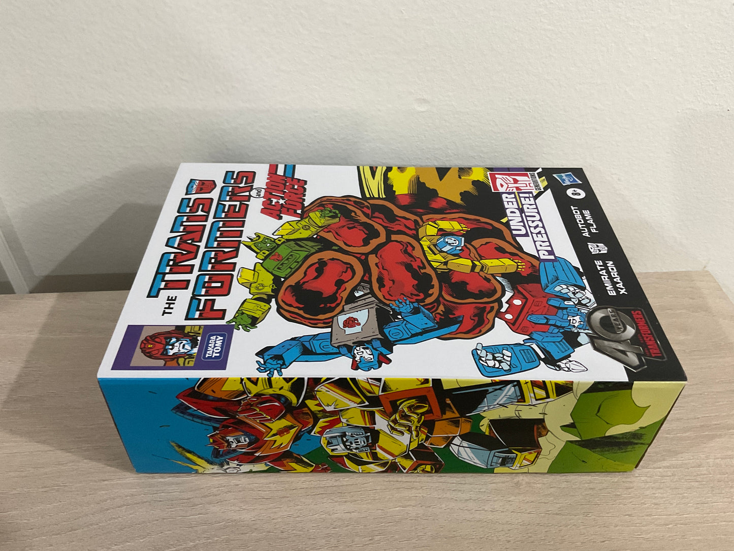 Transformers Generations 40th Anniversary Autobot Flame & Emirate Xaaron Comic Edition Exclusive Two-Pack (Substandard 3)