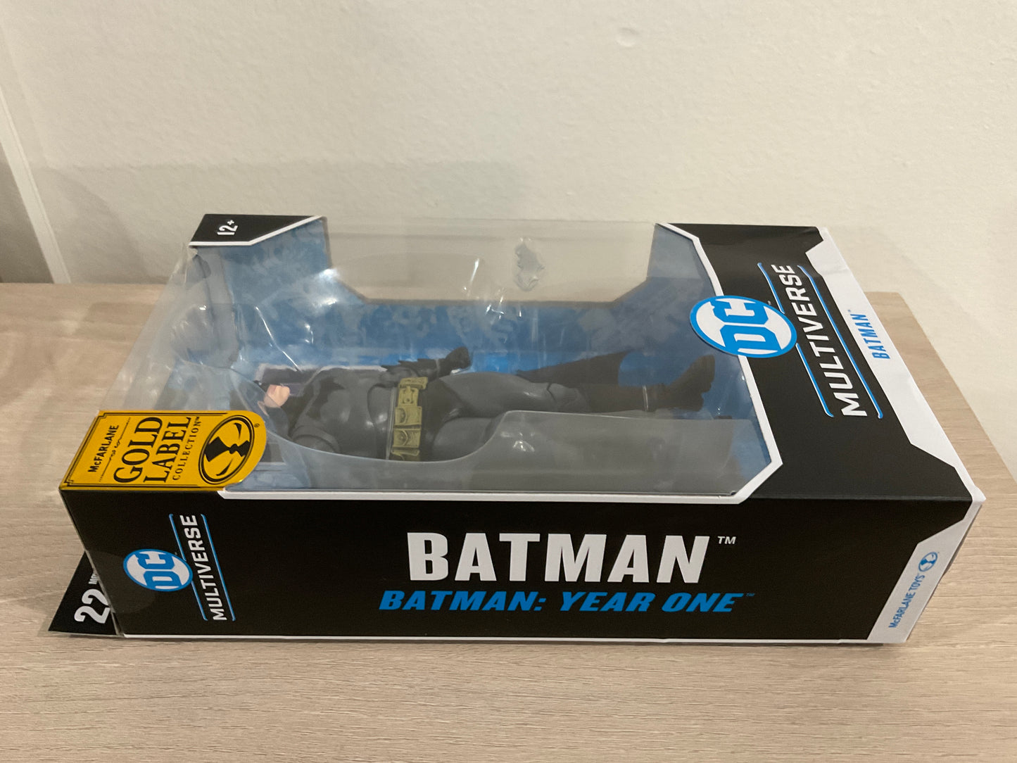 DC Multiverse Batman (Batman: Year One Part 4) Gold Label 7" Action Figure (Substandard)