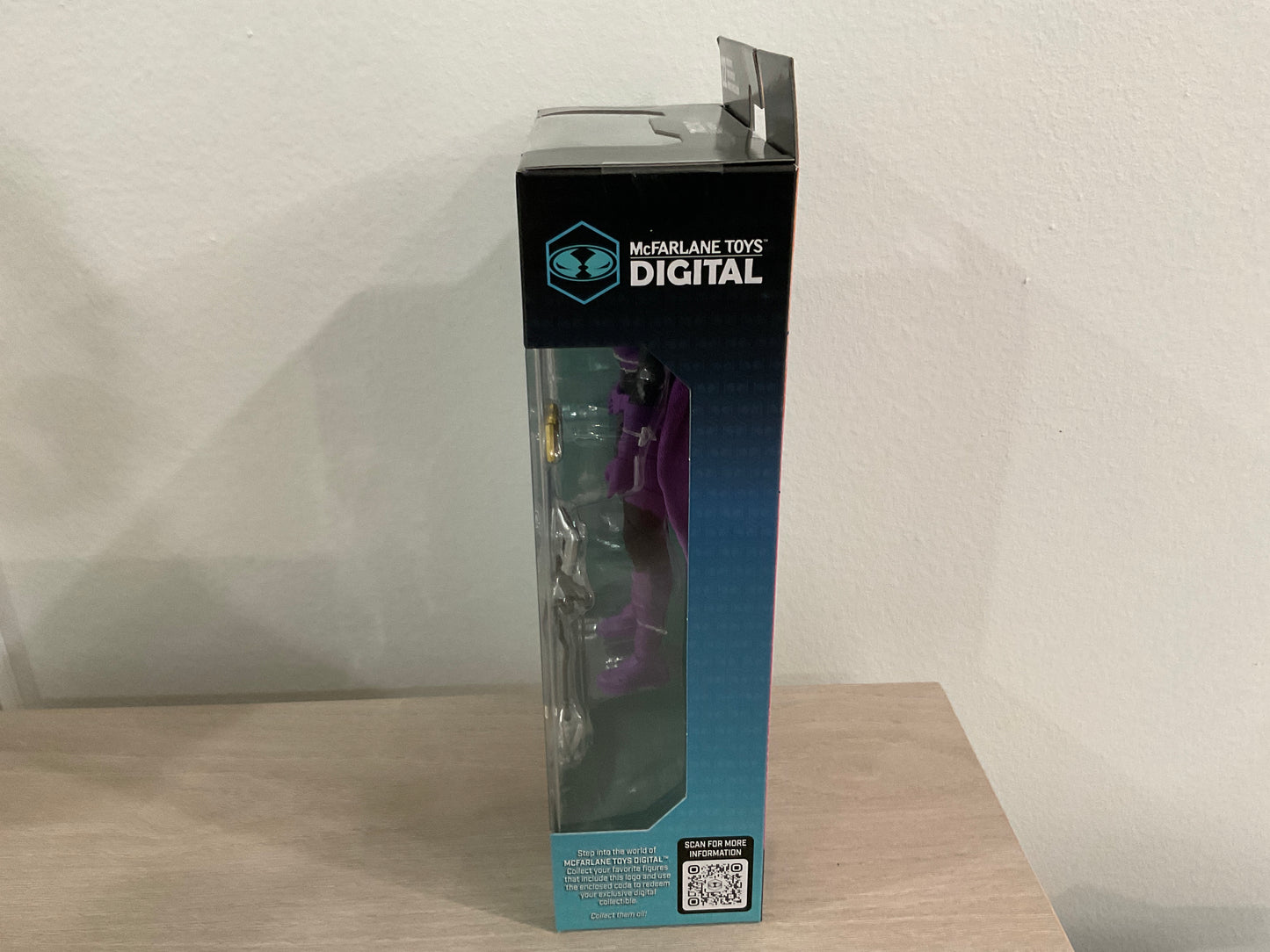 DC Direct Wave 5 – Batgirl (Stephanie Brown) 7" Action Figure with Digital Collectible