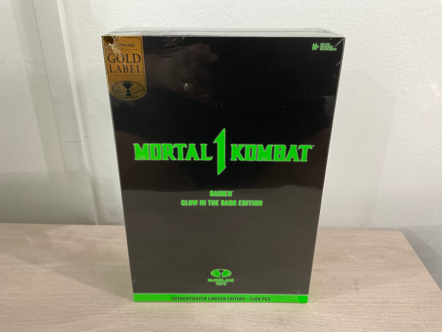 Mortal Kombat – Raiden Glow In The Dark Edition Gold Label 7" Figure