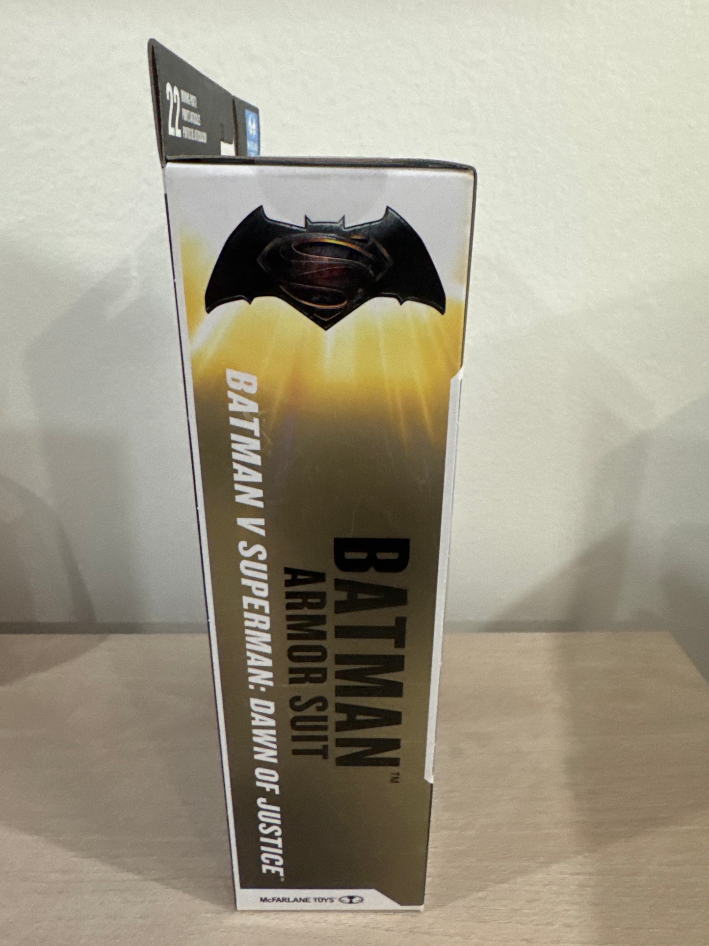DC Multiverse Wave 20 Batman Armored Suit Batman v Superman: Dawn of Justice 7-Inch Scale Action Figure