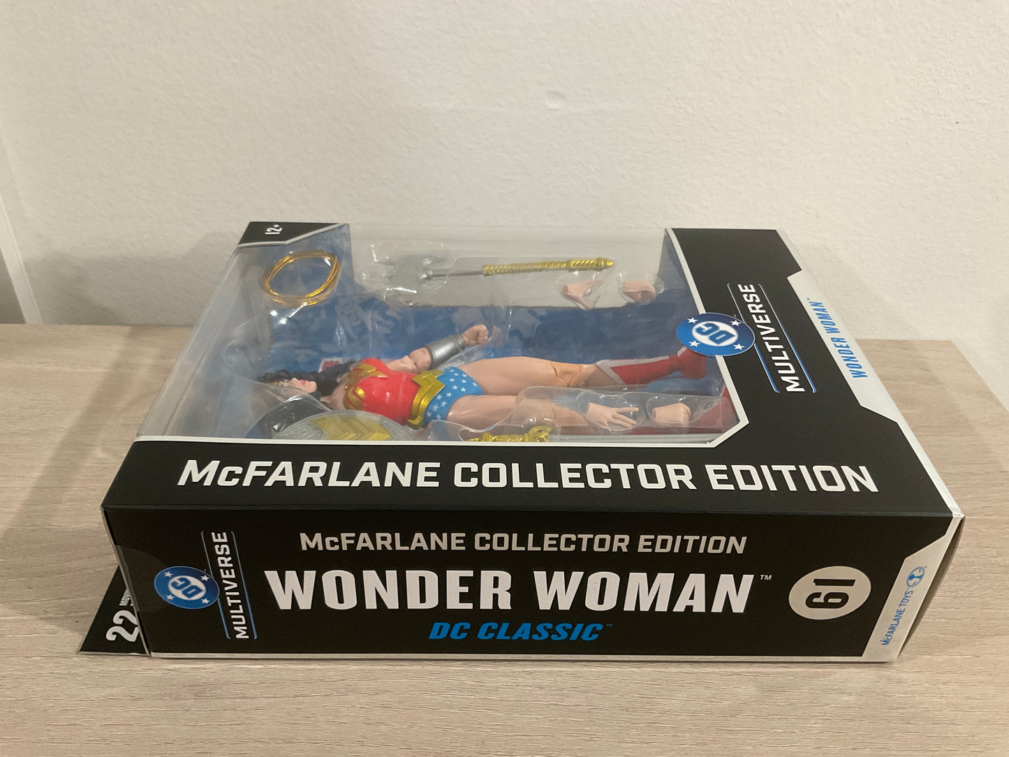 DC McFarlane Collector Edition #61 Wonder Woman (1980s) 7-Inch Scale Action Figure
