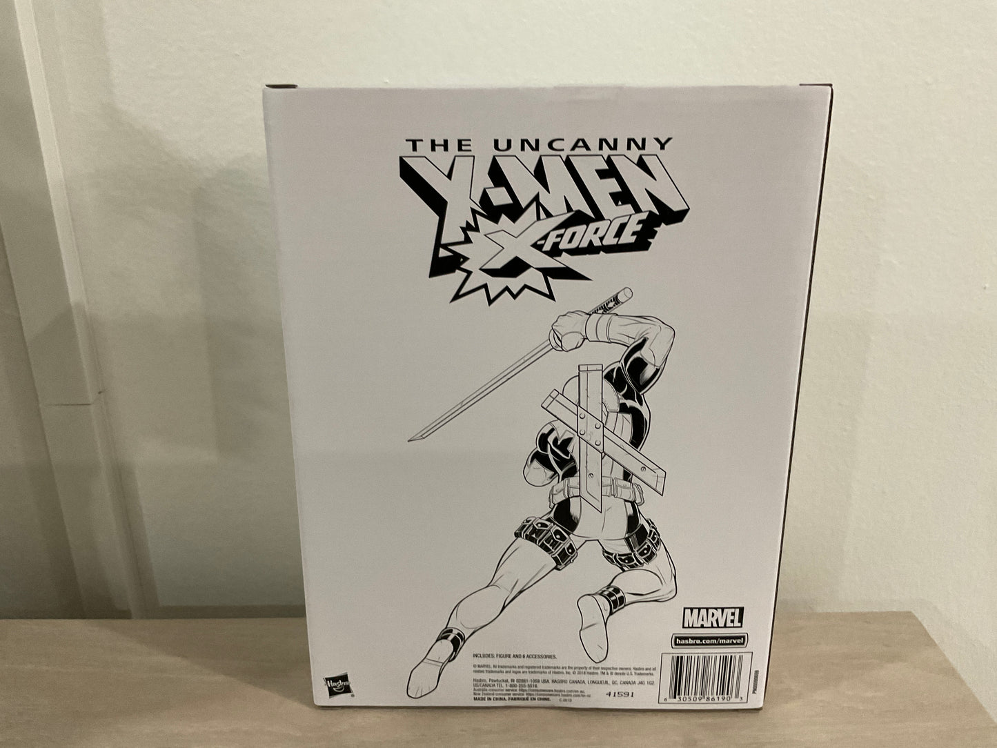 X-Men X-Force Retro Marvel Legends 6-Inch Deadpool Action Figure - Exclusive