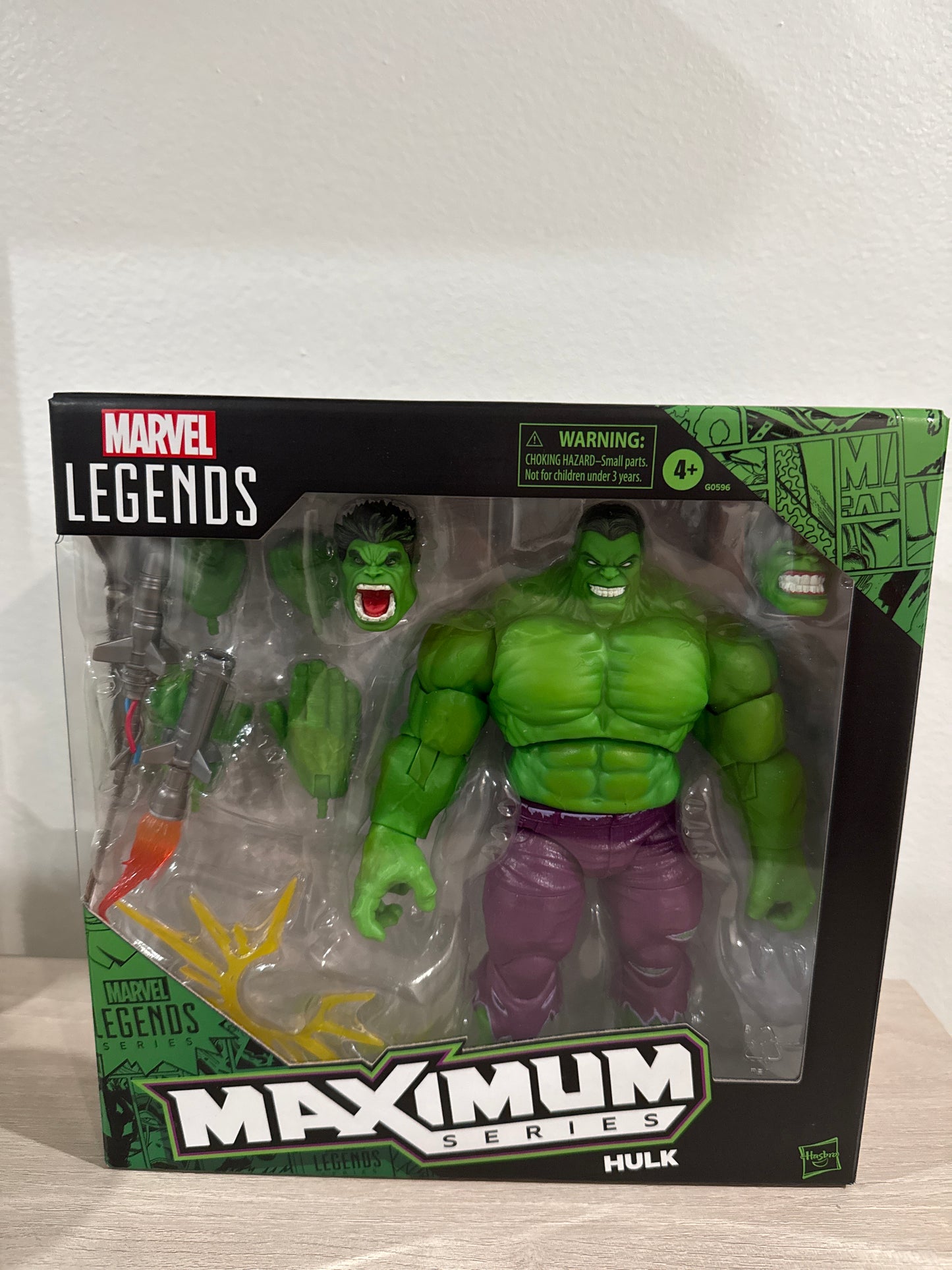 Marvel Legends Maximum Series Hulk 6-Inch Action Figure