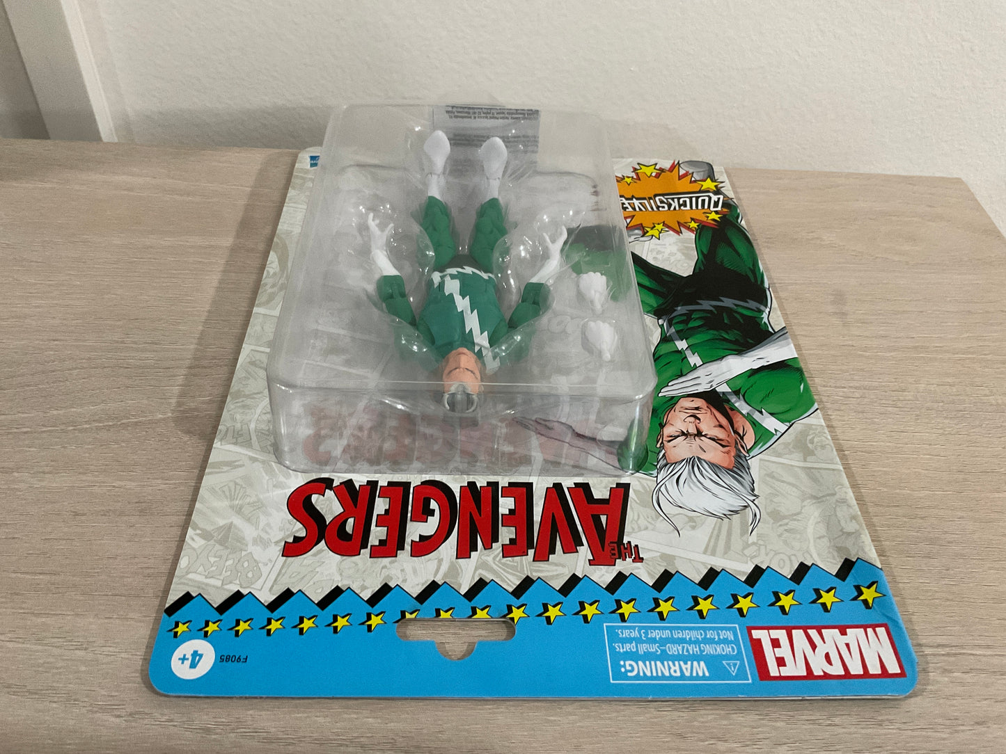 Marvel Legends Series Quicksilver, Retro Marvel Comics Collectible Action Figure (Substandard 1)