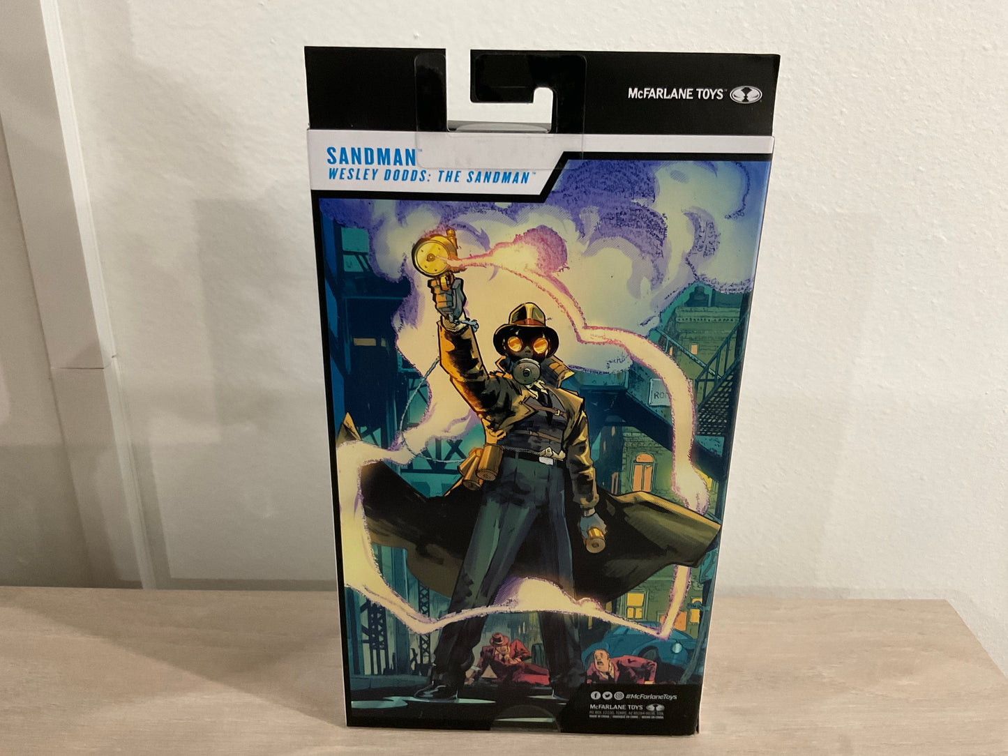 Sandman (Wesley Dodds: The Sandman) - DC Multiverse Gold Label 7" Figure