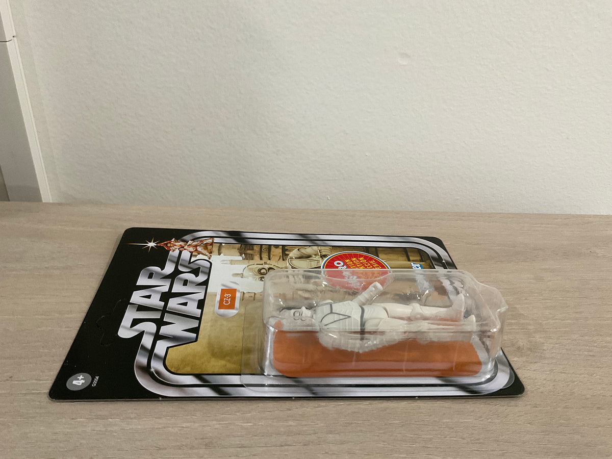 Star Wars Retro Collection CZ-3 Droid 3.75" Action Figure – A New Hope