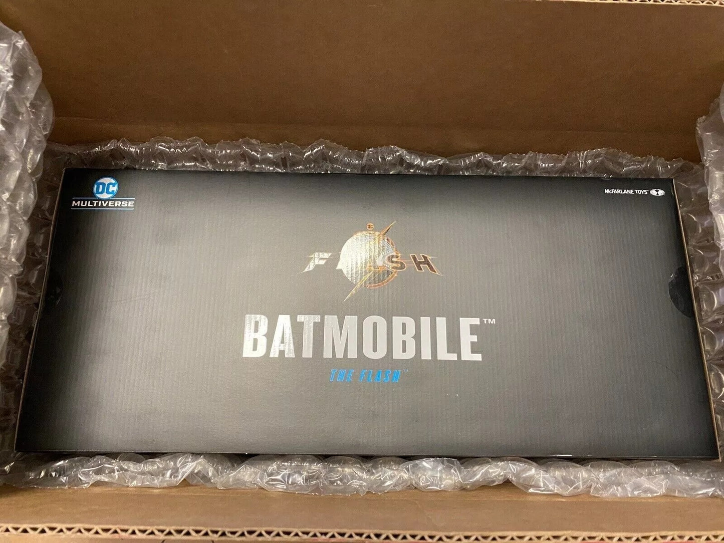 McFarlane - DC Multiverse - The Flash Movie Vehicle - Batmobile 1:18 Scale Collectible