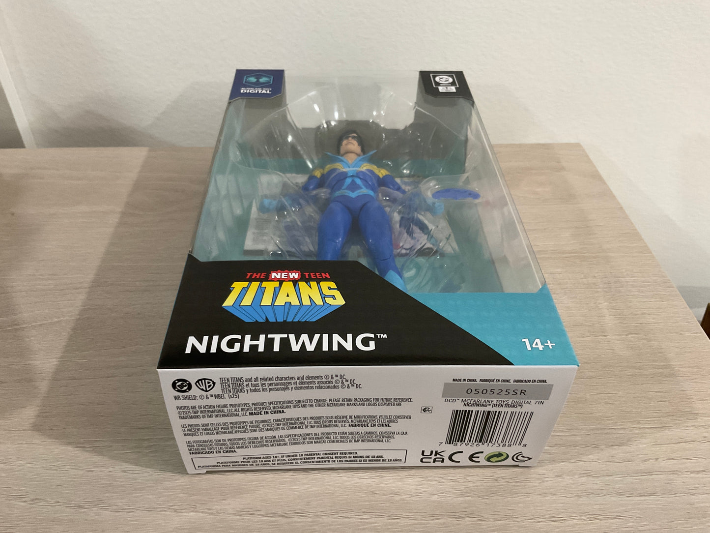 DC Direct Wave 5 Nightwing (Teen Titans) 7″ Figure – McFarlane Digital Collectible