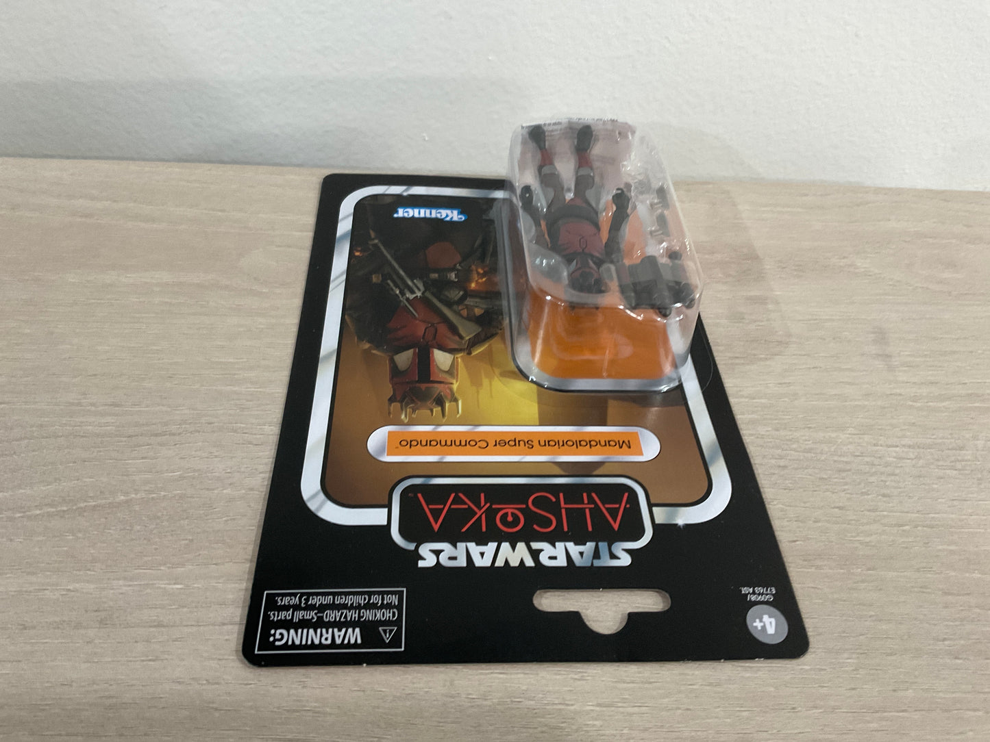 Star Wars The Vintage Collection Mandalorian Super Commando 3.75" Figure (Ahsoka)