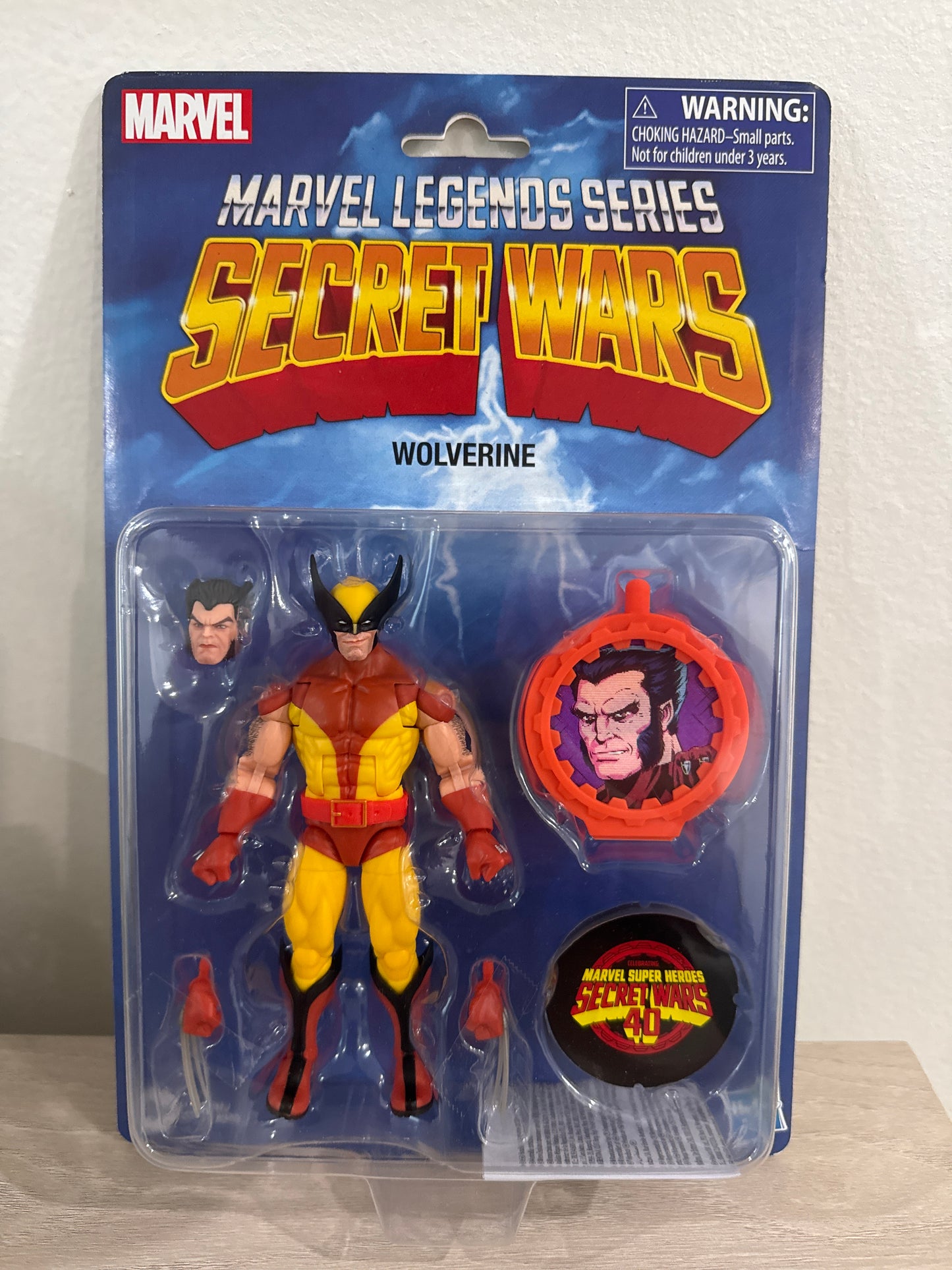 Marvel Legends Series Secret Wars Wolverine 6-Inch Action Figure