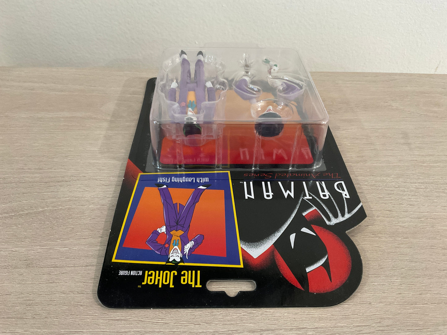 Mezco 5 Points The Joker Batman: The Animated Series 3.75-Inch Action Figure