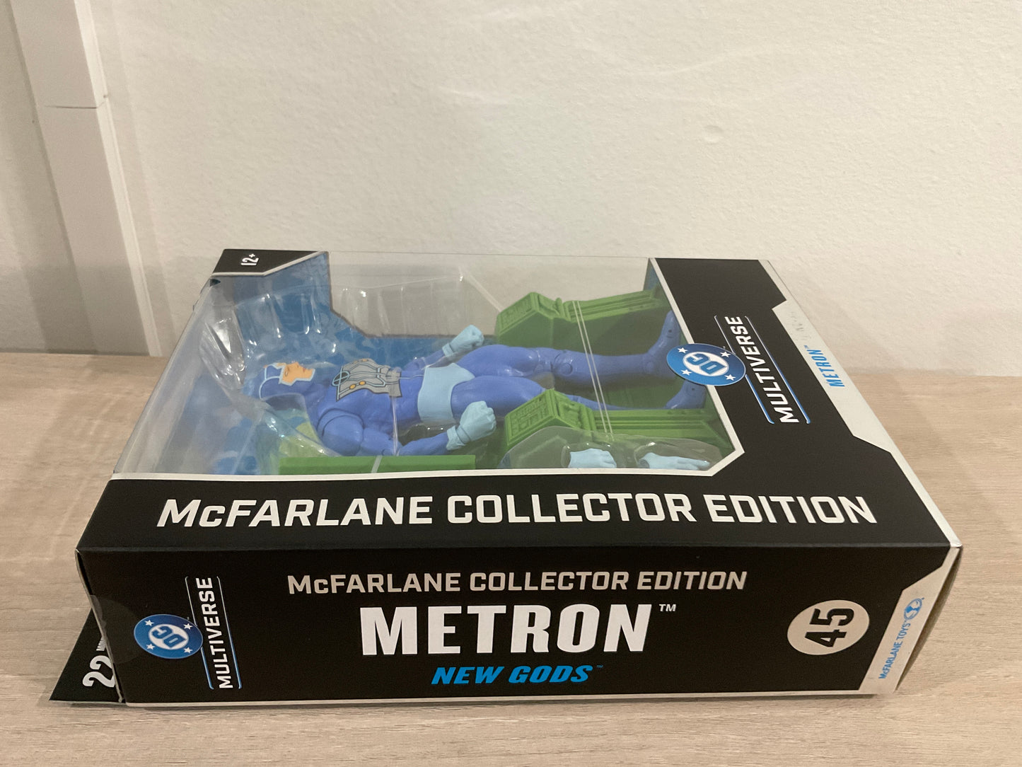 Metron (New Gods) 7″ Figure – McFarlane DC Multiverse Collector Edition - Damaged Packing