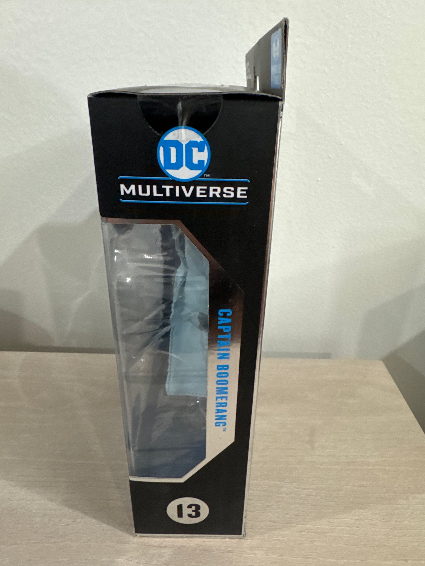 DC Multiverse Captain Boomerang (The Flash) Platinum Edition 7-Inch Action Figure - Chase