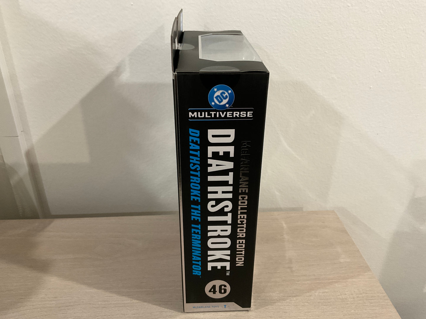 Deathstroke (The Terminator) 7″ Platinum Chase – McFarlane DC Multiverse Collector Edition #46
