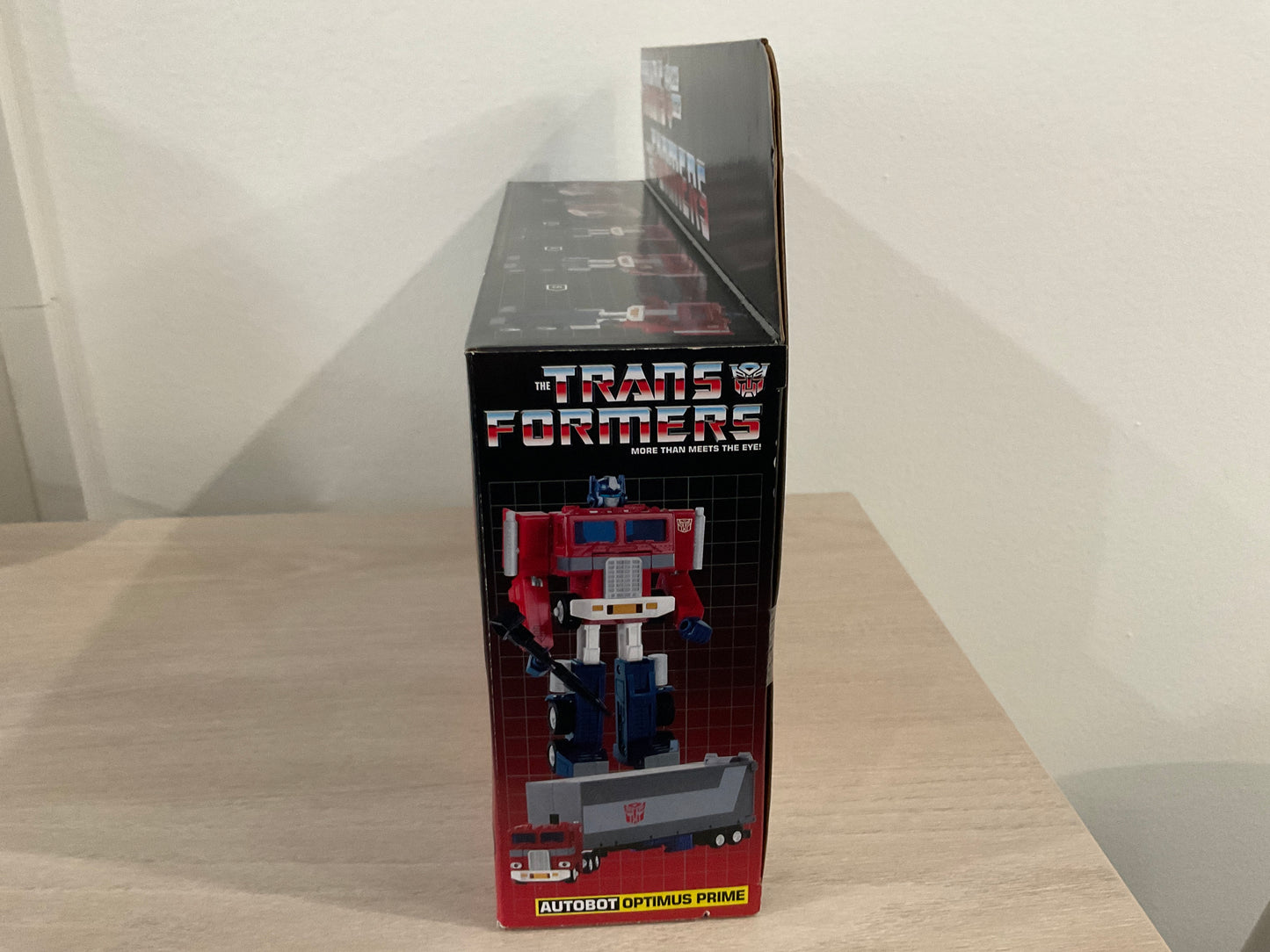 Transformers 40th Anniversary - Optimus Prime - G1 Retro Collectible (Substandard)