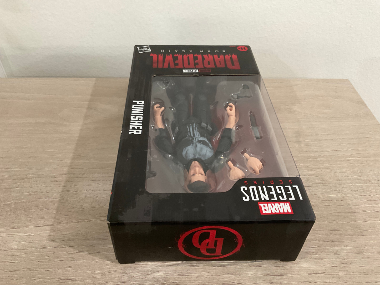 Marvel Legends Series Daredevil: Born Again – The Punisher 6-Inch Action Figure