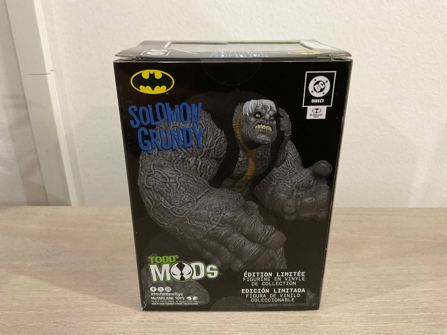 DC Direct Collector Vinyl Wave 5 Solomon Grundy Todd's Mods Limited Edition 4 1/2-Inch Scale Posed Figure