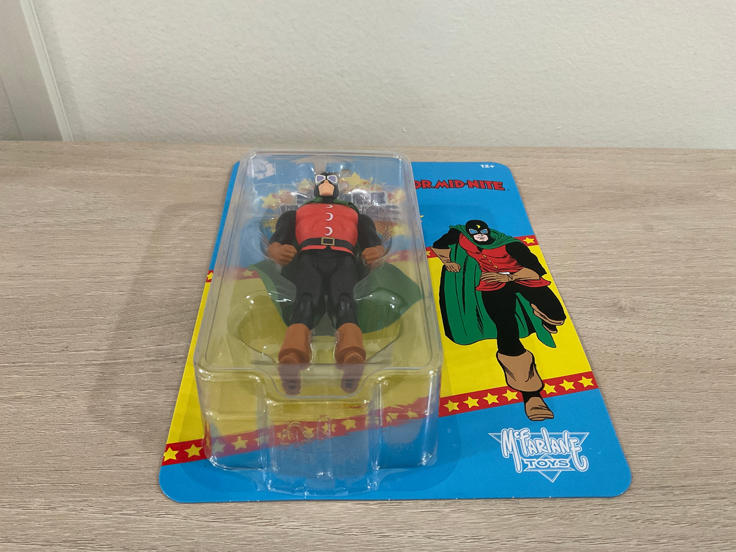 DC Super Powers Dr. Mid-Nite 4 1/2-Inch Scale Action Figure