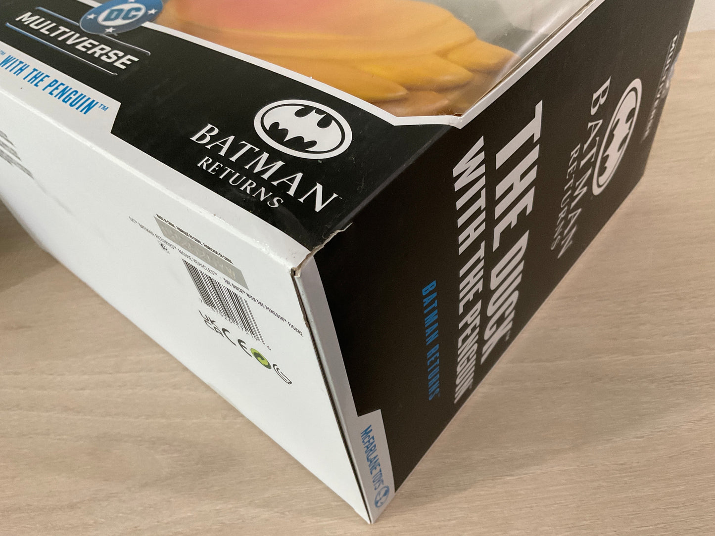 McFarlane Toys DC Multiverse Vehicles Batman Returns: The Duck with Penguin 7-Inch Figure Set (Substandard 2)