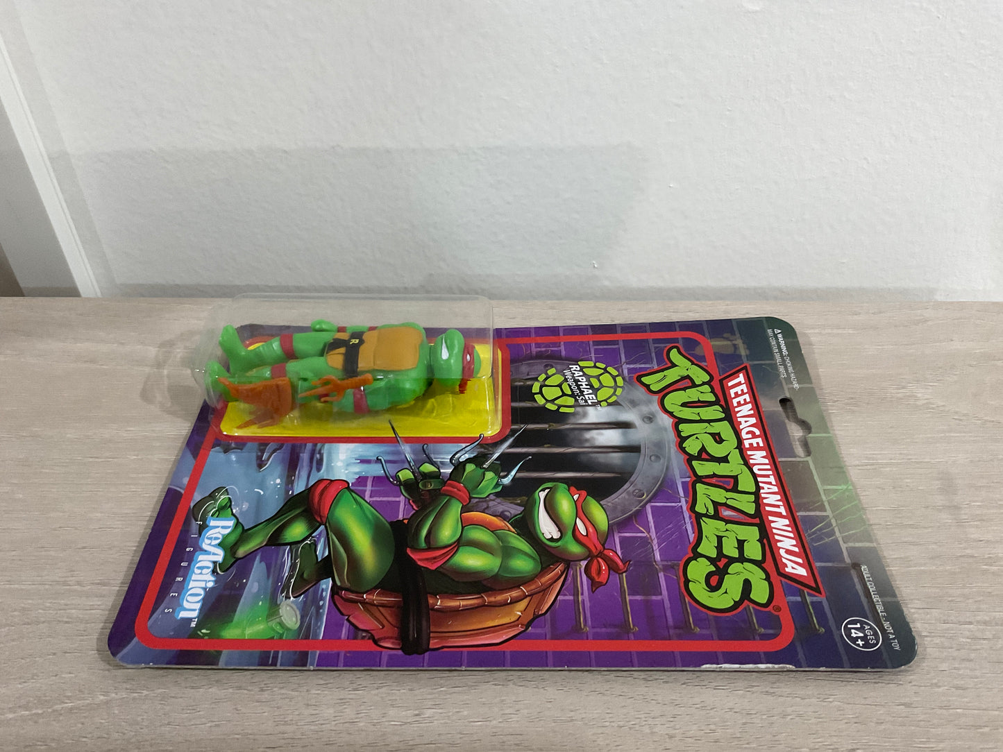 Super7 ReAction Teenage Mutant Ninja Turtles – Raphael 3.75-Inch Figure