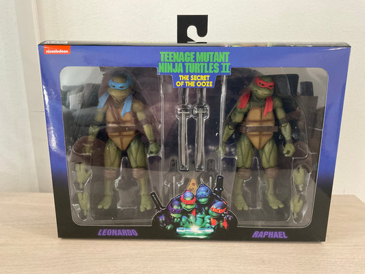 TMNT Secret of the Ooze Leonardo & Raphael 7-In Action Figure 2-Pack NECA