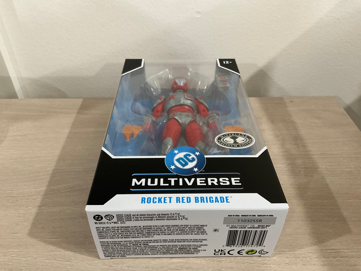 DC Multiverse Wave 25 Rocket Red Brigade (Justice League: Generation Lost) Platinum Chase 7″ Action Figure