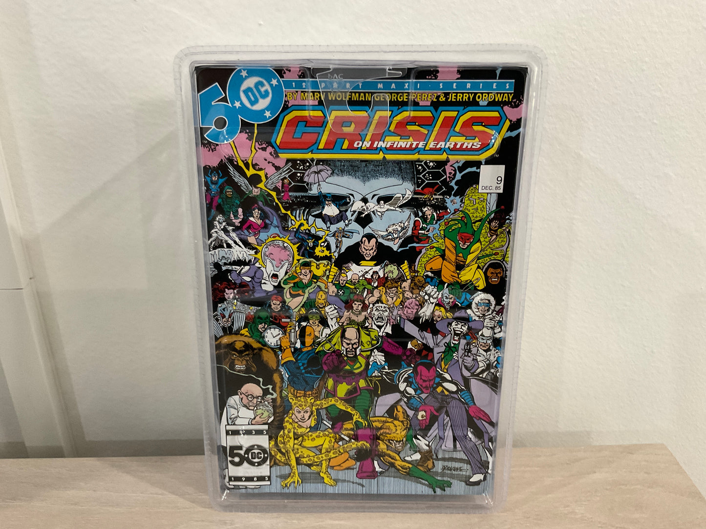 Cheetah (DC Direct Page Punchers: Crisis on Infinite Earths) 7-Inch Action Figure w/ Comic – Red Platinum Edition – McFarlane Toys