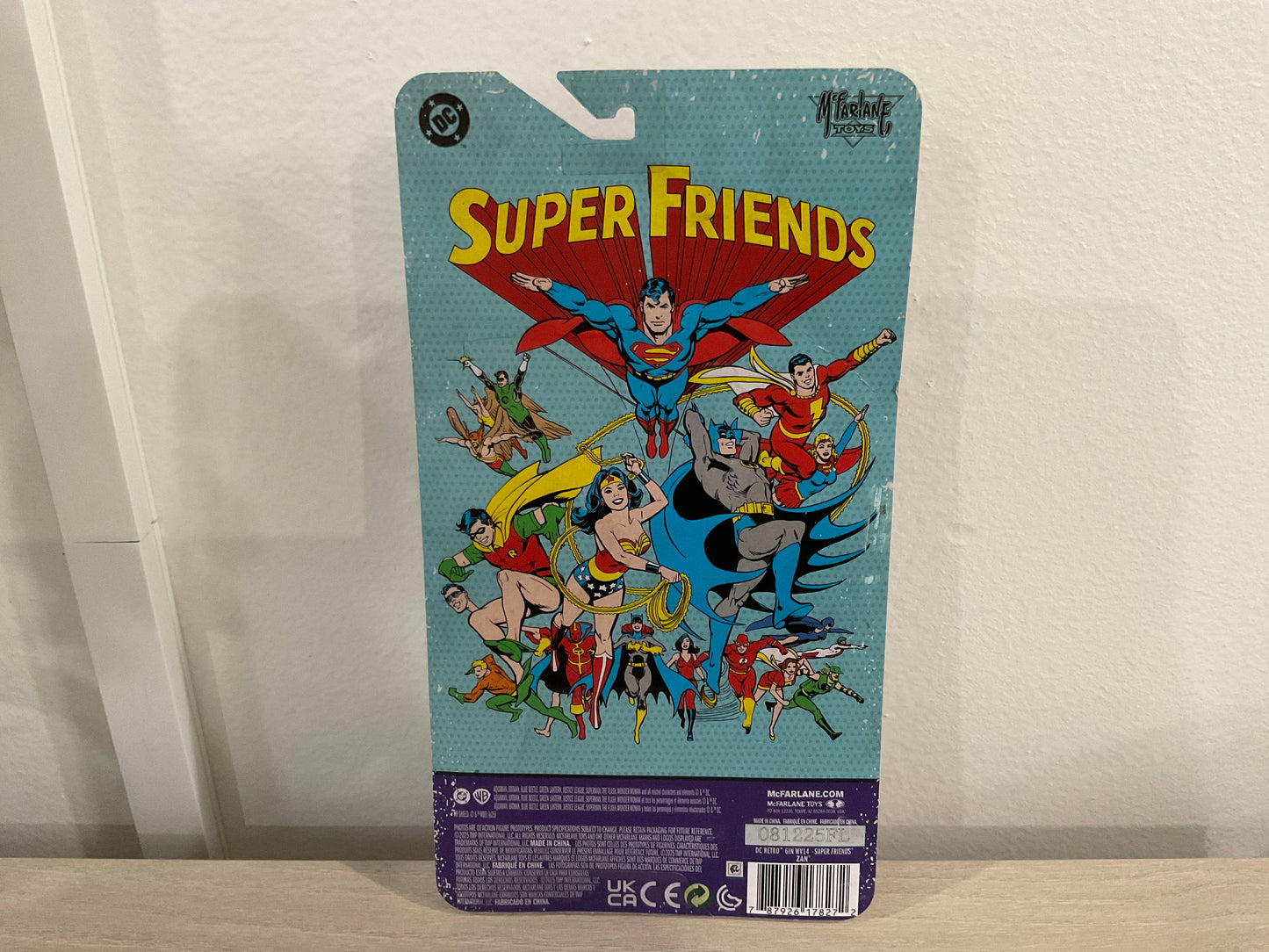 McFarlane DC Retro: Super Friends – Zan 6-Inch Action Figure