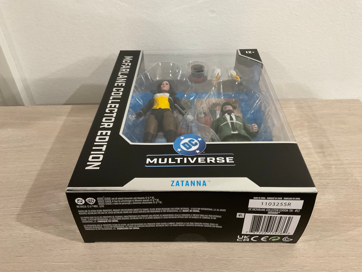 DC McFarlane Collector Edition Wave 13 #53 Zatanna with Detective Chimp (DC Classics) 7″ Action Figure