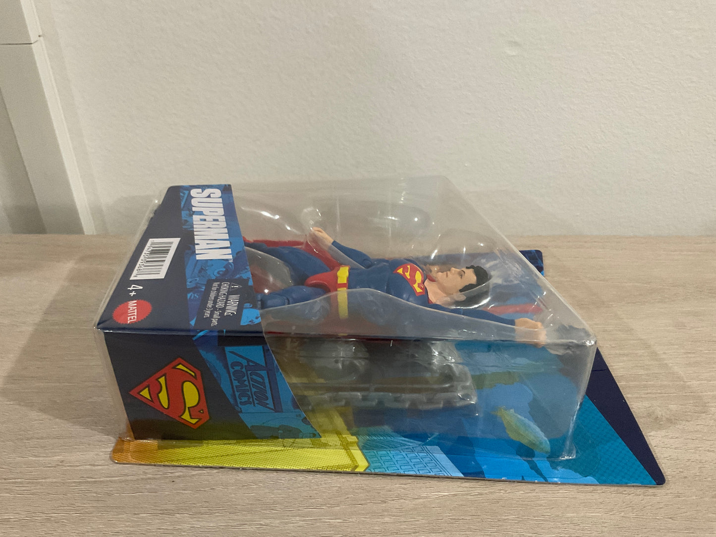 DC Premiere Wave 2 Superman 6 1/2-Inch Core Action Figure