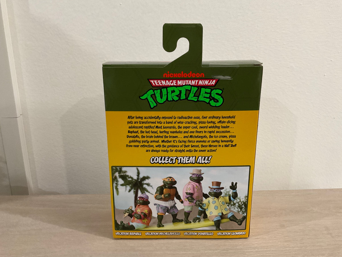 NECA Teenage Mutant Ninja Turtles Vacation Raphael 7" Action Figure