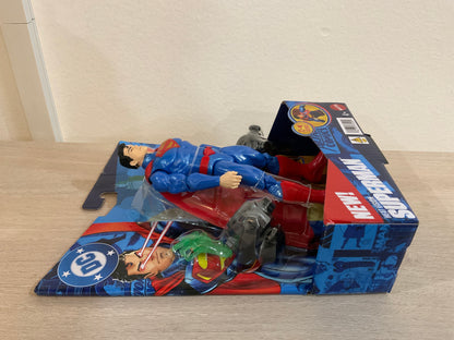 Heat Vision Superman DC Comics Feature Figure with Lights & Sounds – Mattel