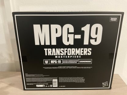 Transformers Masterpiece Edition MPG-19 Soundwave and Laserbeak Action Figure Set
