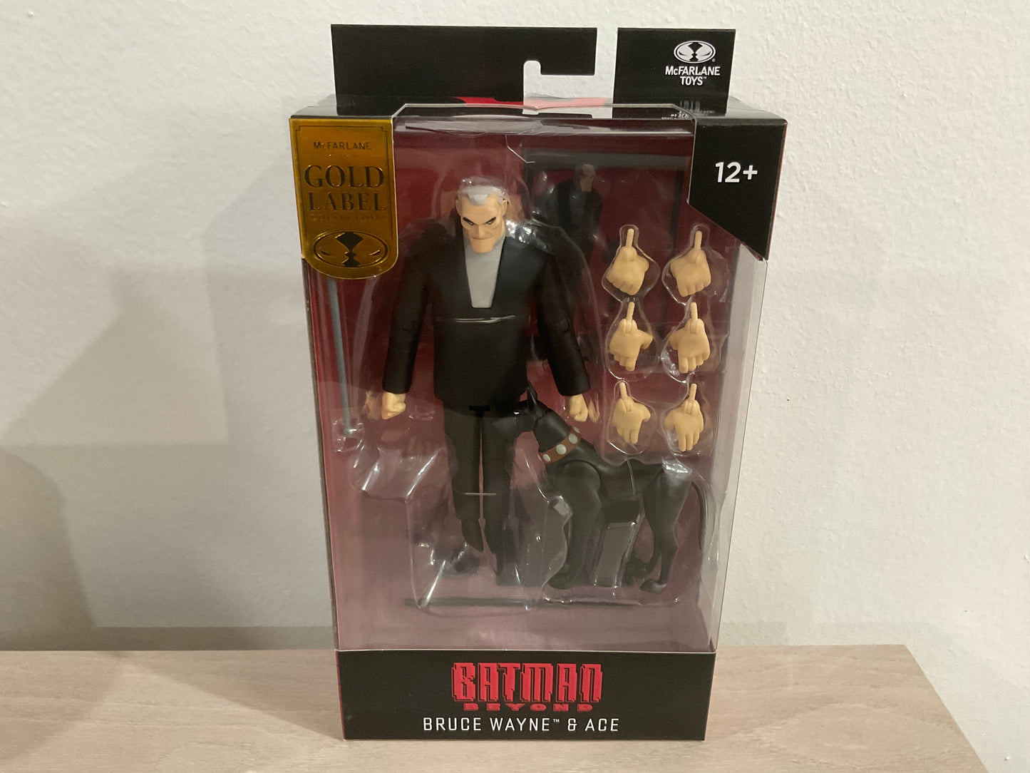 Bruce Wayne & Ace (Batman Beyond) Gold Label – McFarlane Collector Edition