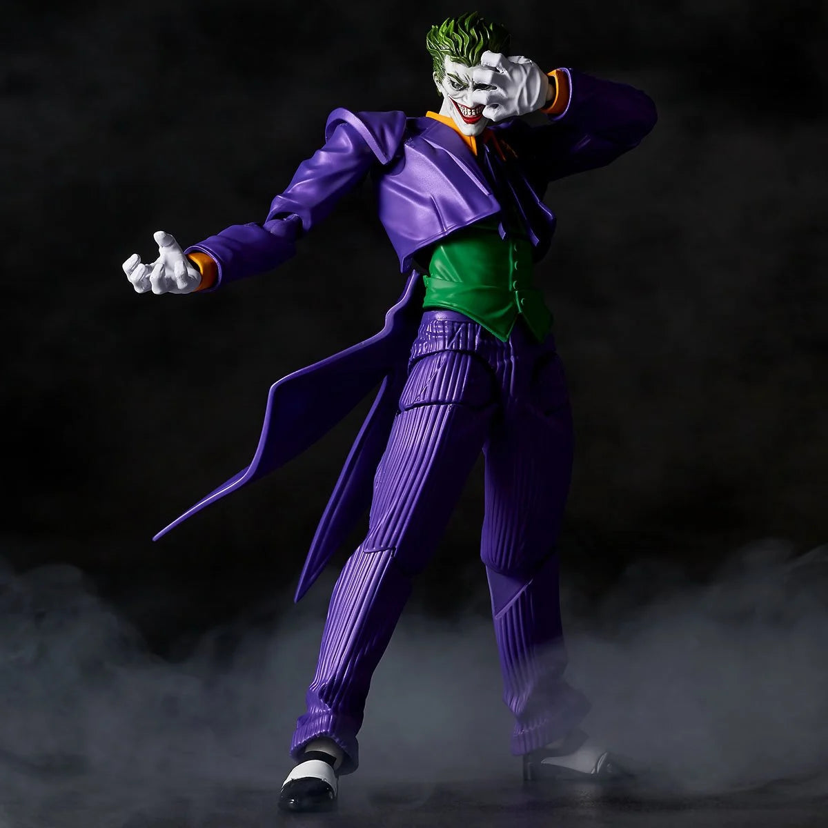 Kaiyodo DC Heroes Joker Ver. 1.5 Revoltech Amazing Yamaguchi Action Figure