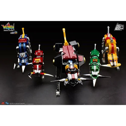 Toynami Voltron 40th Anniversary Gift Set Light-Up Sound Base Deluxe Collectible