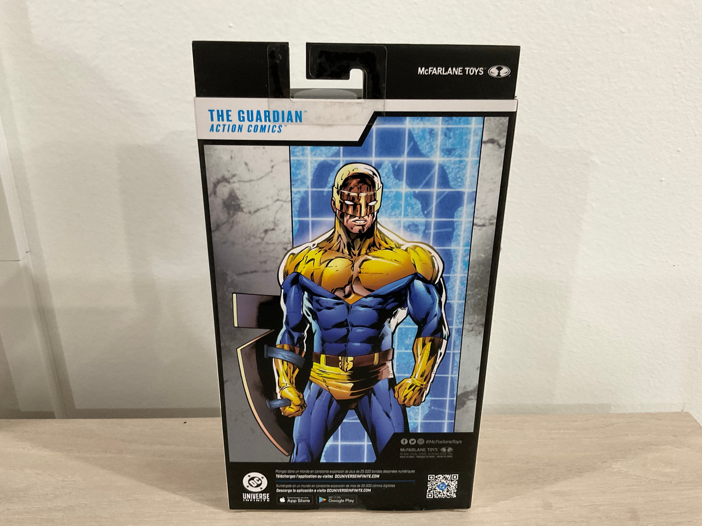 Guardian (DC Multiverse: Red Platinum Edition) 7" Action Figure - McFarlane Toys (Substandard Card 3)