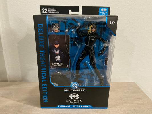 DC Multiverse Deluxe Theatrical Edition Batman Returns Battle Damaged Catwoman 7-Inch Scale Action Figure