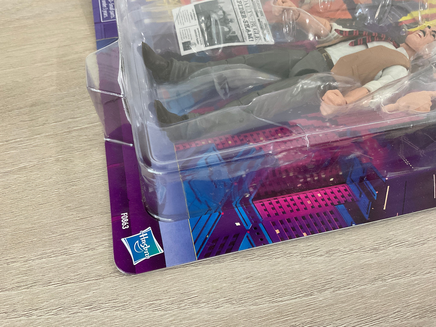 Marvel Legends Retro Collection J. Jonah Jameson 6-Inch Figure (Damaged Package 1) - Reissue