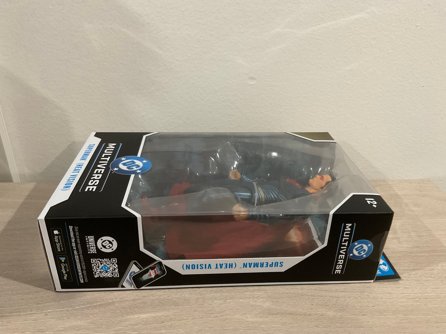 McFarlane DC Multiverse Batman v Superman 2016 Superman 7-Inch Action Figure